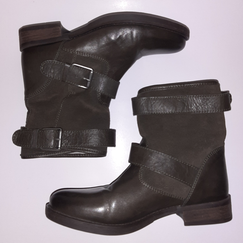 Aldo short boots